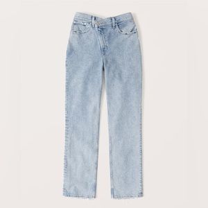 Abercrombie Curve Love Ultra High Rise 90s Straight Jean (Regular Length)